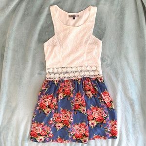 Crocheted floral print dress